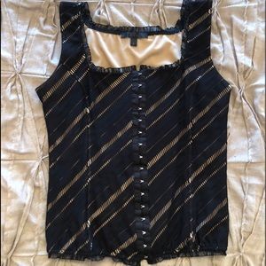 Flattering top slender design